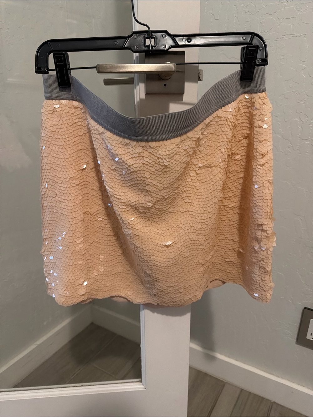 BCBGMaxAzria Peach Sequin Mini Skirt with Gray Waistband